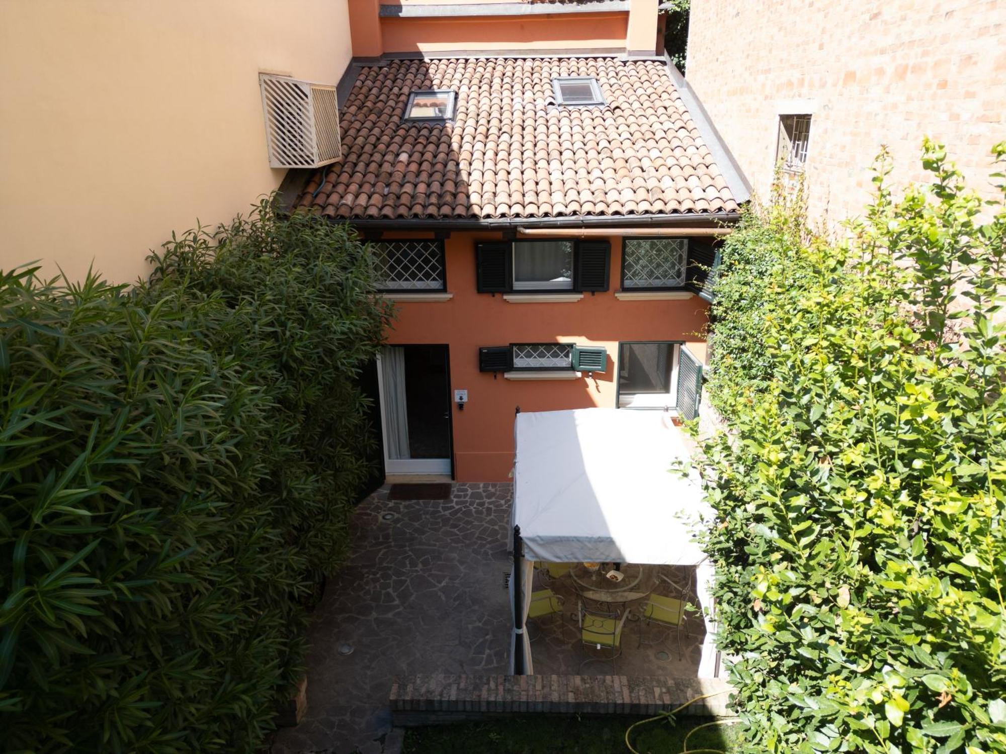 Isaia Garden -Private Garden Spa Bath Bolognarooms Exterior foto