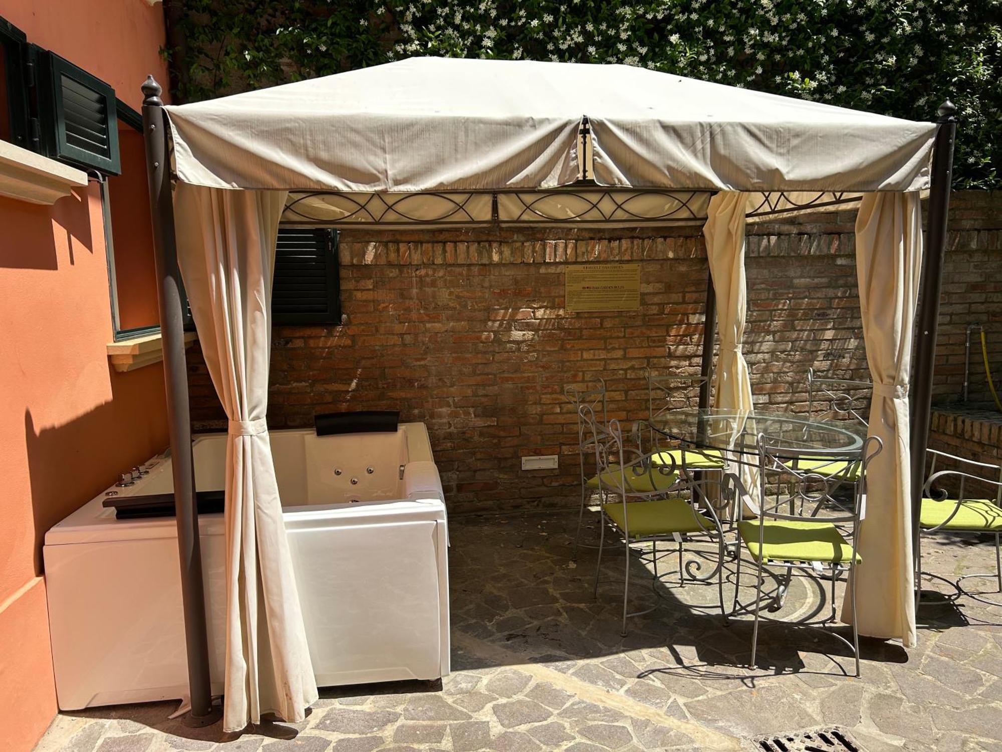 Isaia Garden -Private Garden Spa Bath Bolognarooms Exterior foto